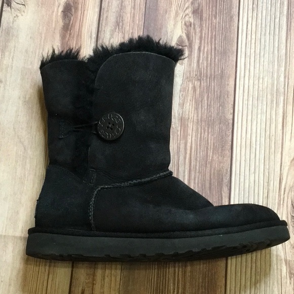 UGG Womens Bailey Button Boots in Black - Picture 4 of 9